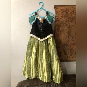 Disney Park Princess dress 7/8